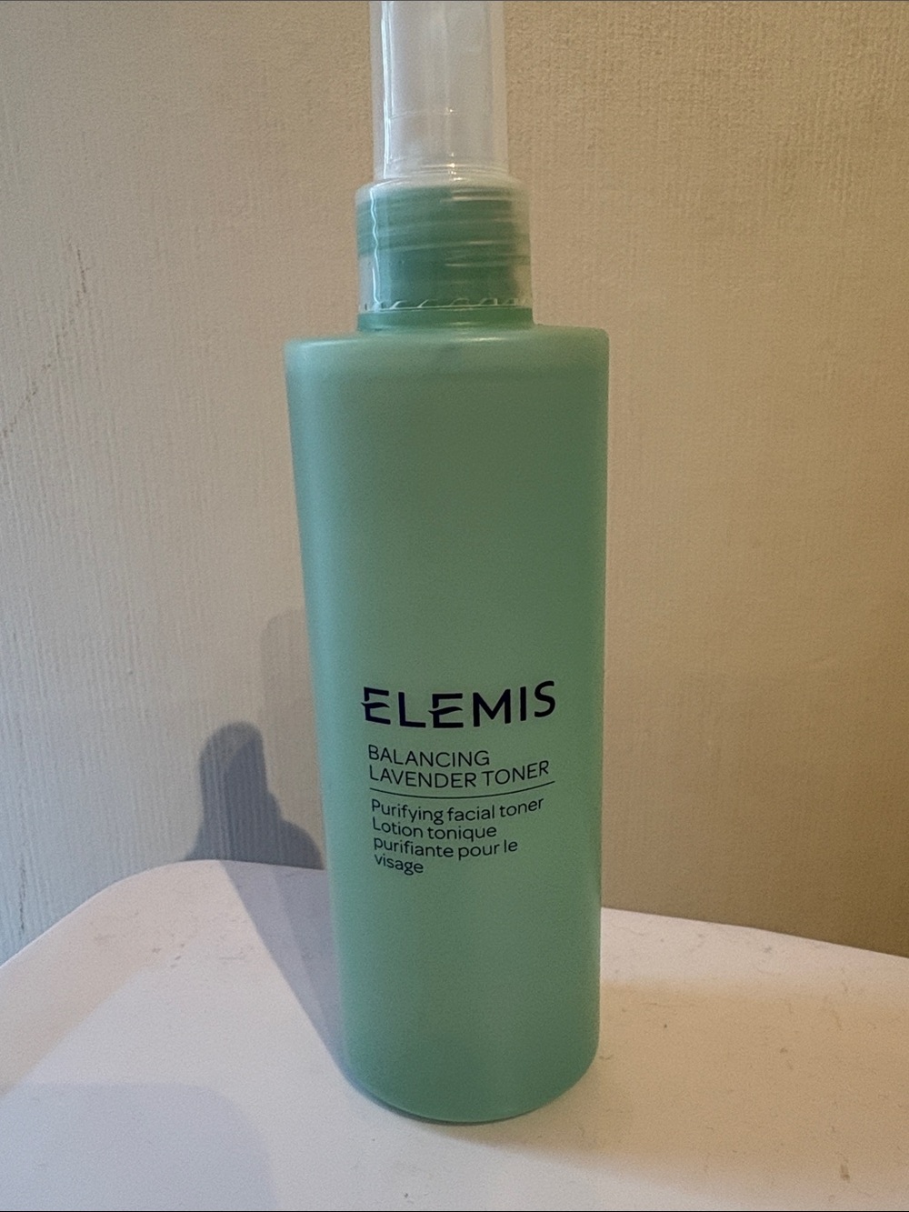 ELEMIS Balancing Lavender Toner - Mint Green Spray Bottle